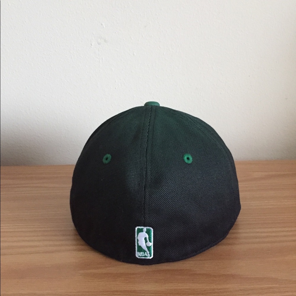 Adidas Celtics Flat Brim Fitted Cap - Picture 3 of 3